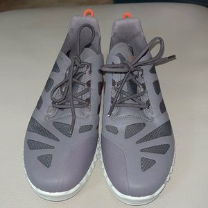 Ecco phorene grey trainers size 7.5